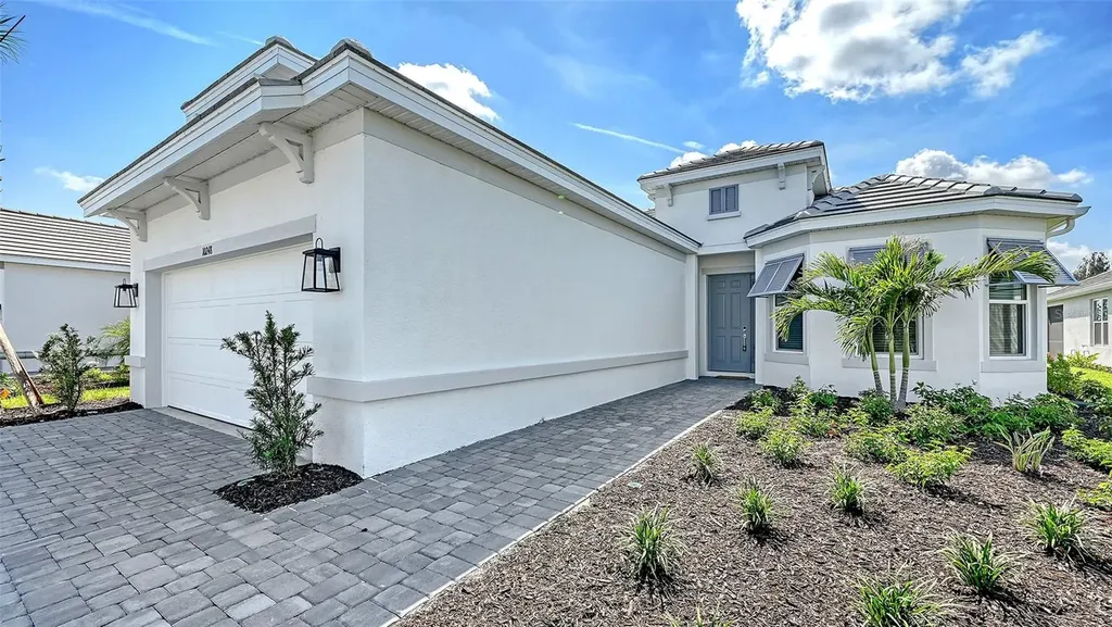 10248 Silent Night Lane Sarasota FL 34241