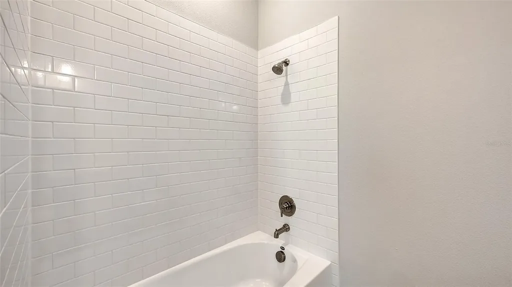 10248 Silent Night Lane Sarasota FL 34241