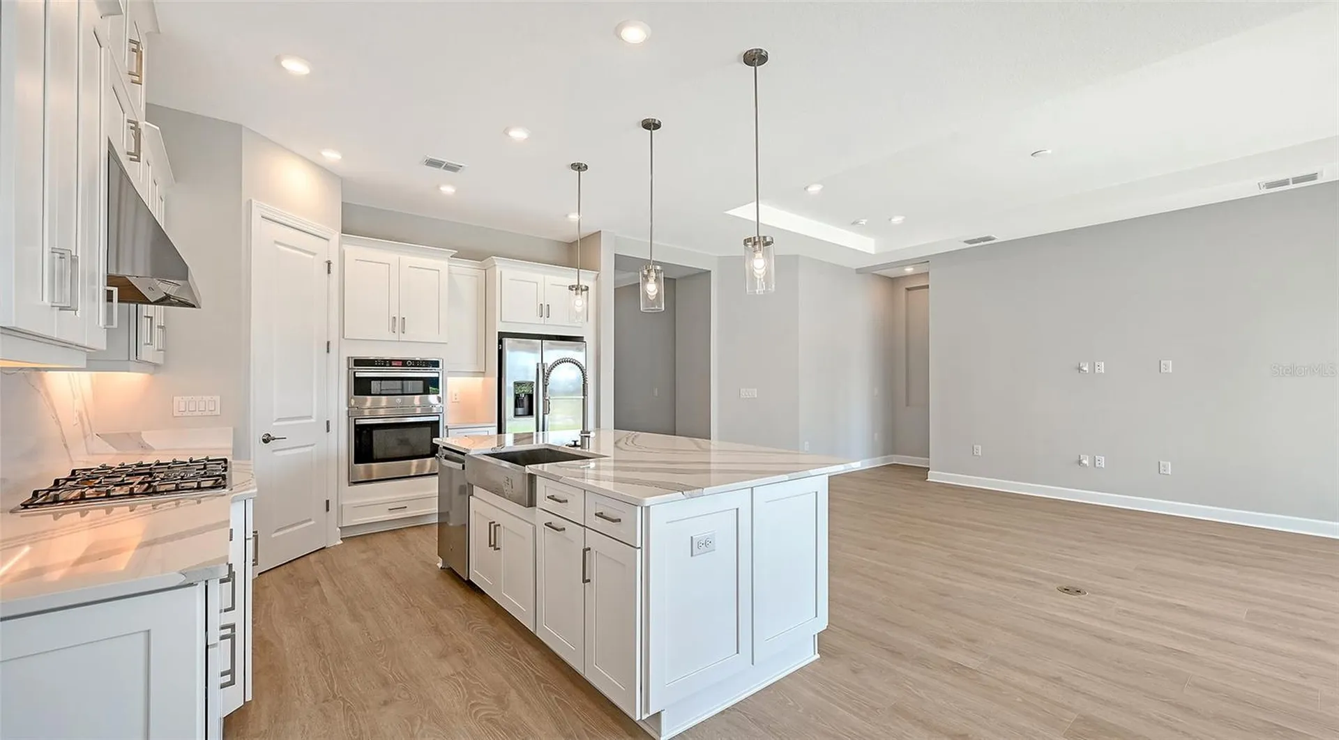 10248 Silent Night Lane Sarasota FL 34241