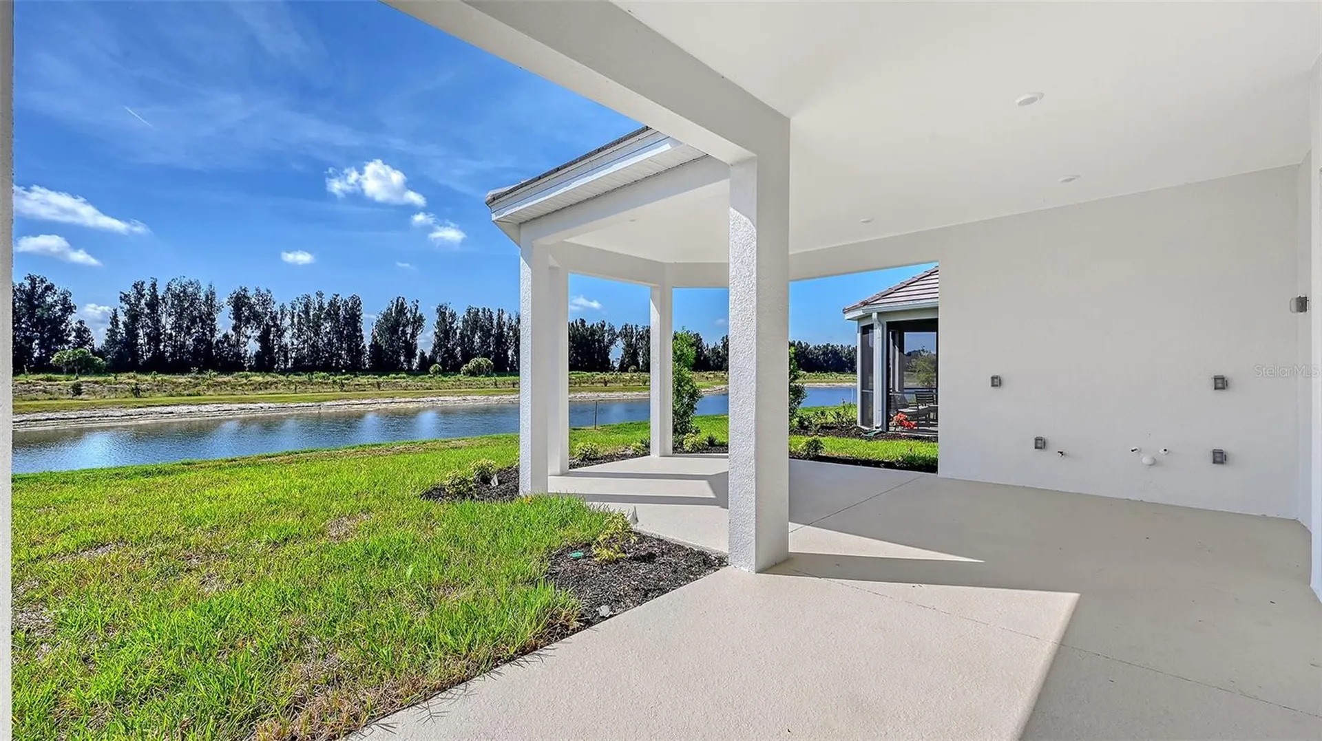 10248 Silent Night Lane Sarasota FL 34241