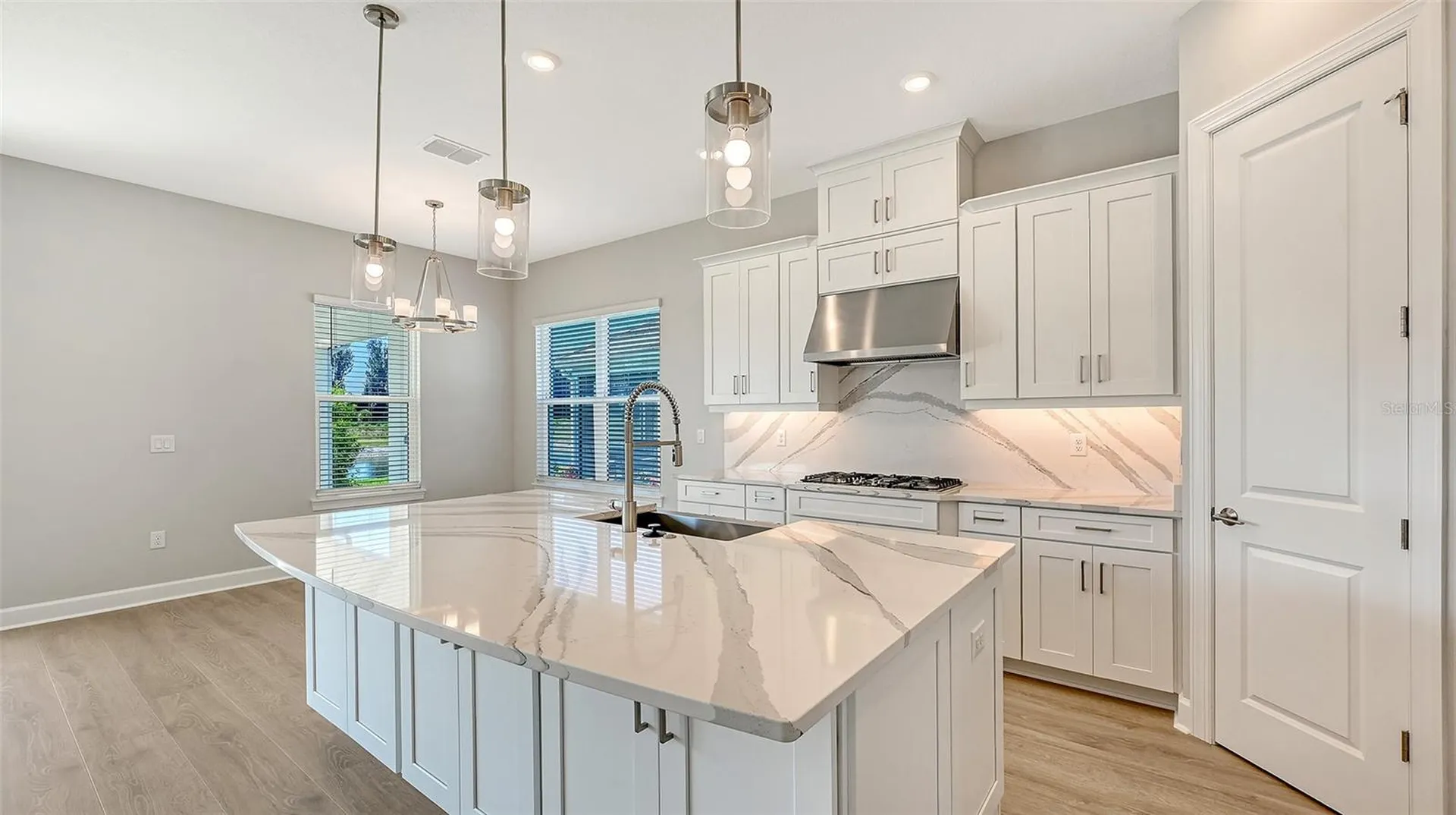 10248 Silent Night Lane Sarasota FL 34241