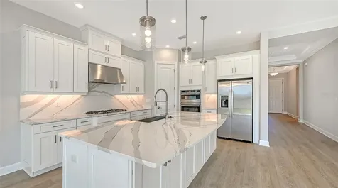 10248 Silent Night Lane Sarasota FL 34241