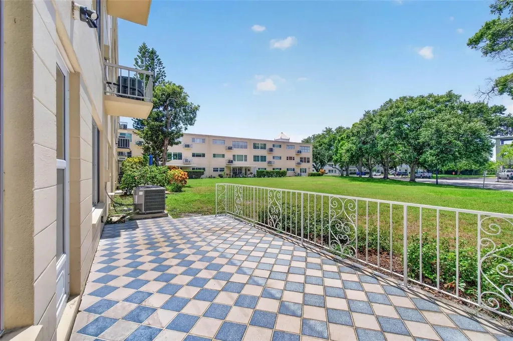 2222 Americus Boulevard N Clearwater FL 33763