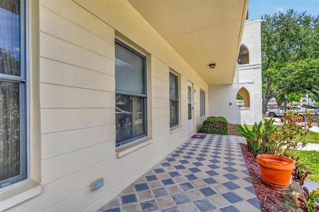 2222 Americus Boulevard N Clearwater FL 33763