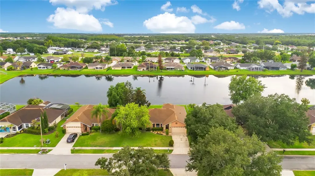 2333 Sweetwater Boulevard St Cloud FL 34772