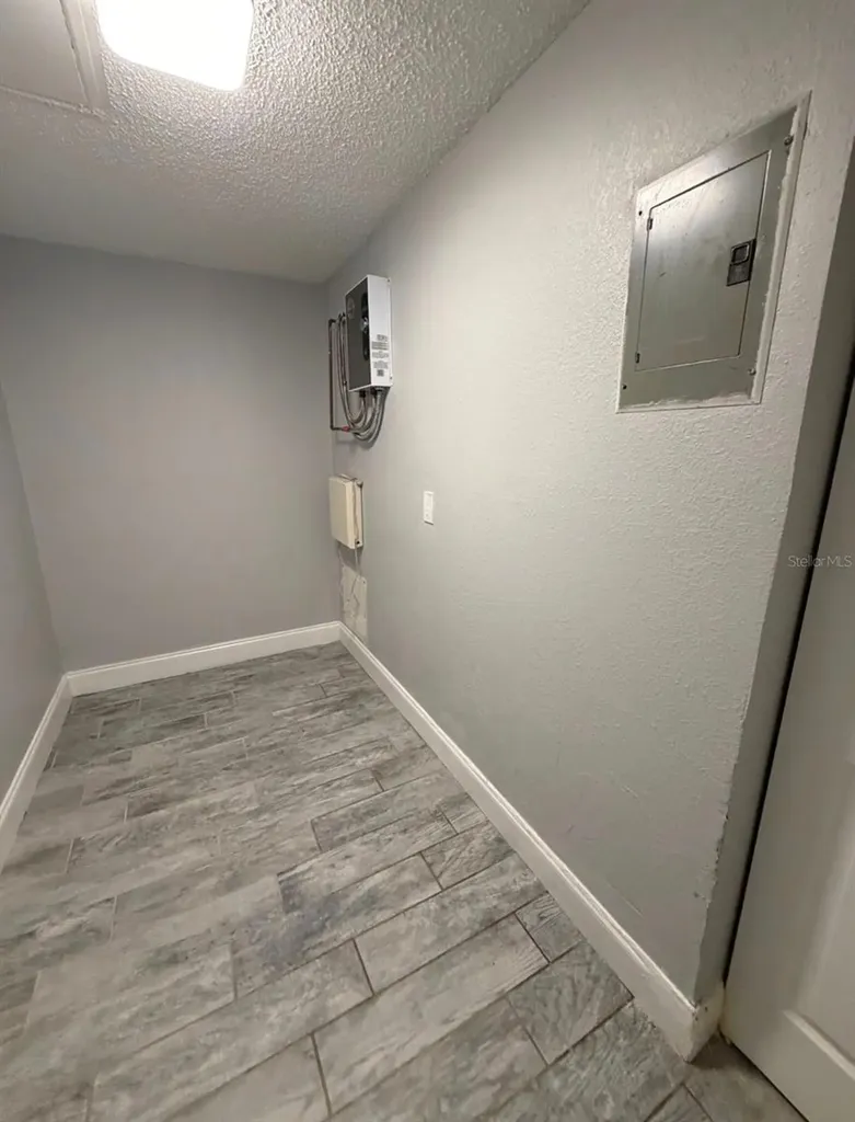 1400 Strawberry Place Plant City FL 33563