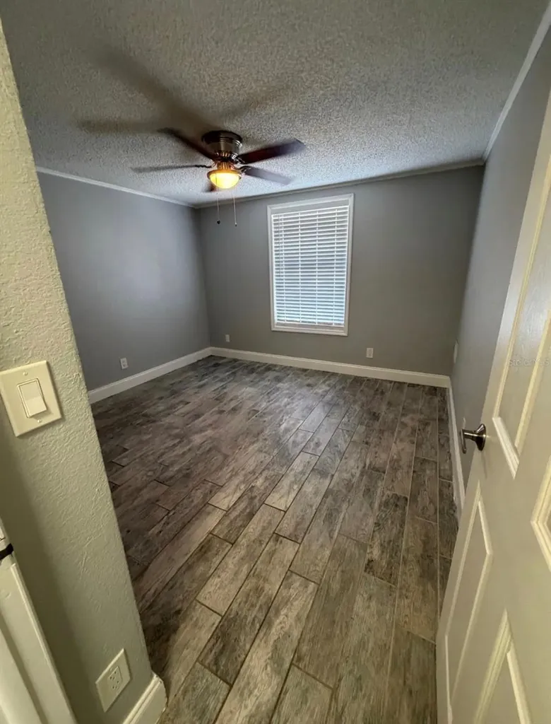 1400 Strawberry Place Plant City FL 33563
