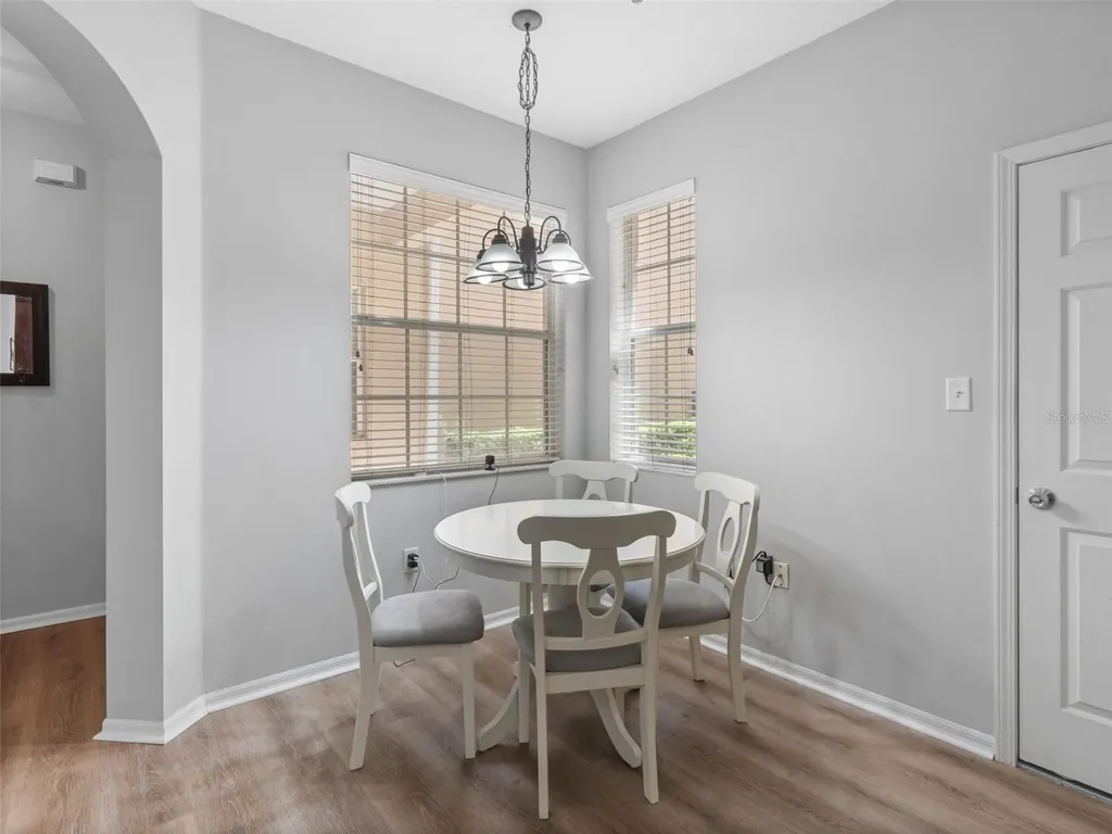 3831 Parkridge Circle Sarasota FL 34243