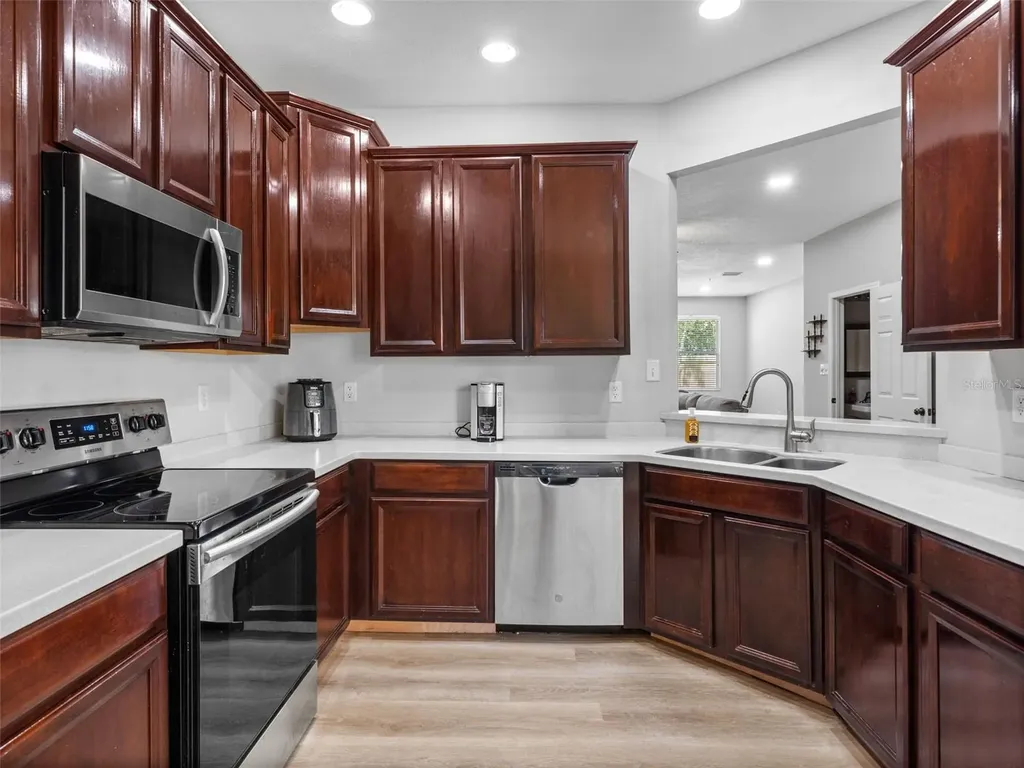 3831 Parkridge Circle Sarasota FL 34243