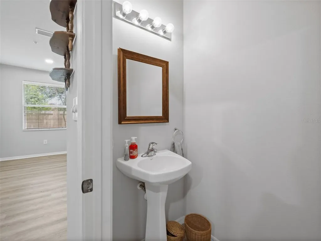 3831 Parkridge Circle Sarasota FL 34243