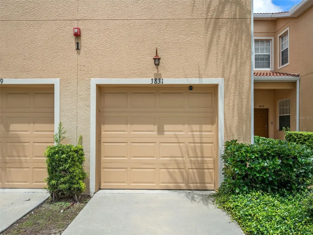 3831 Parkridge Circle Sarasota FL 34243