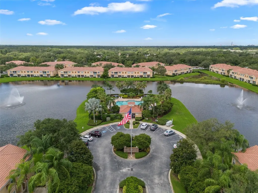 3831 Parkridge Circle Sarasota FL 34243