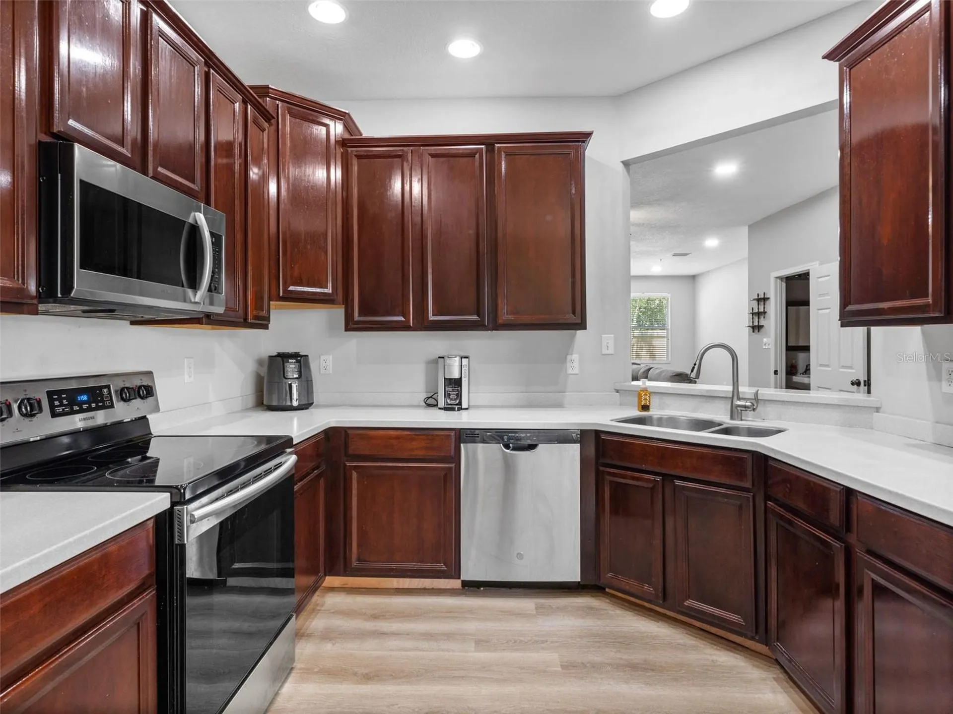 3831 Parkridge Circle Sarasota FL 34243