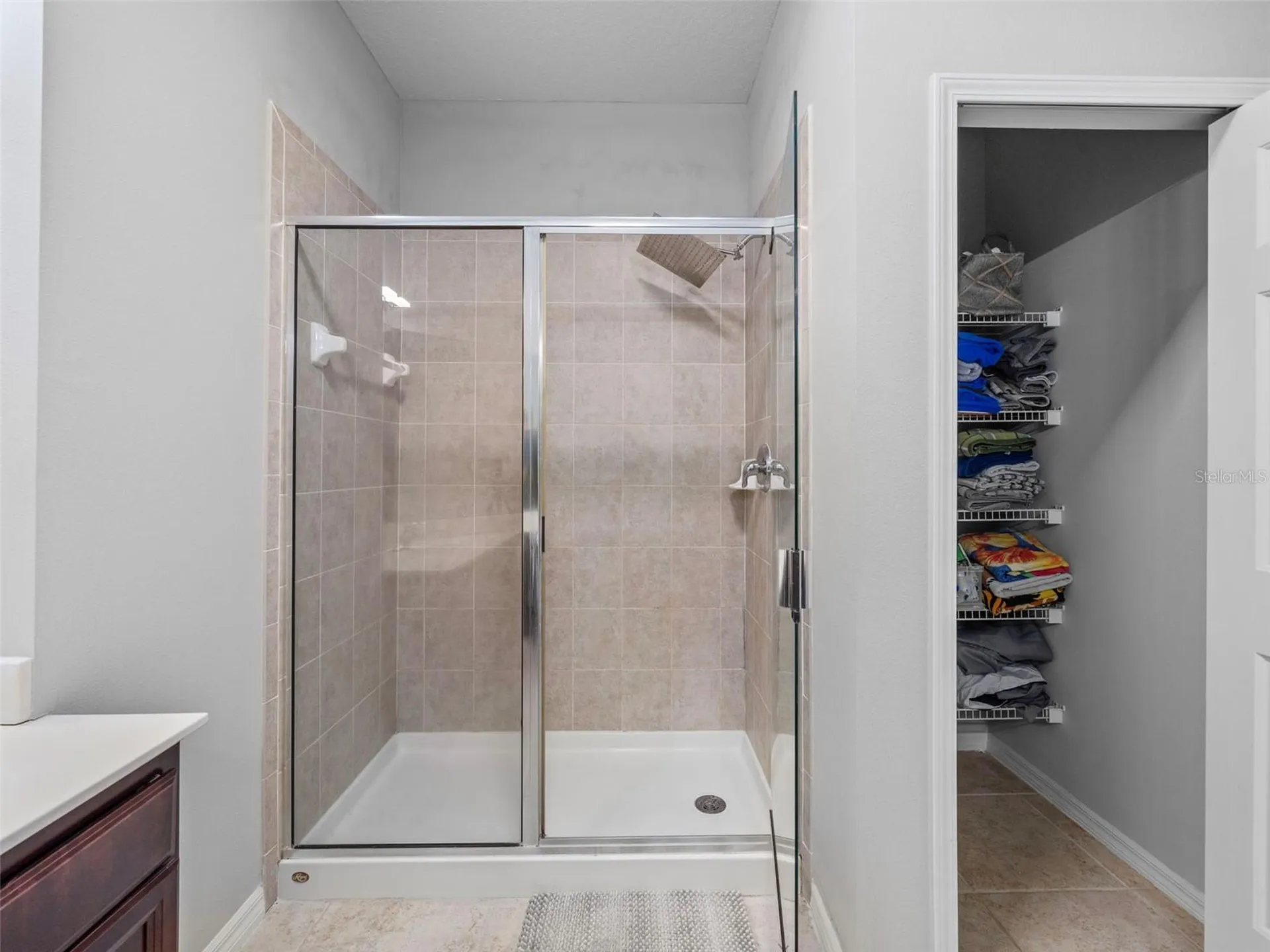 3831 Parkridge Circle Sarasota FL 34243