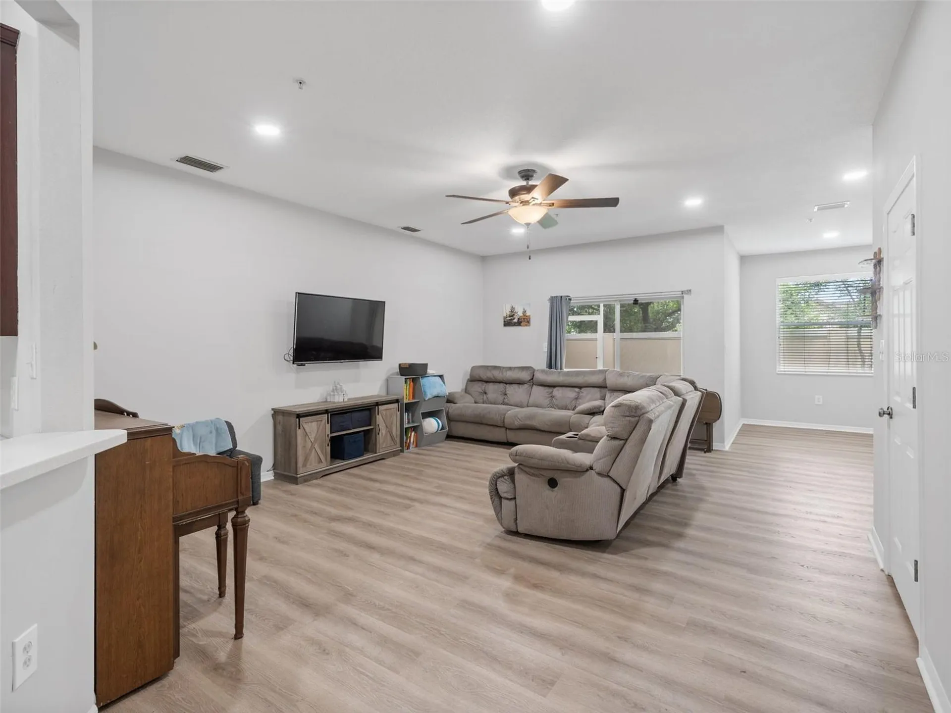 3831 Parkridge Circle Sarasota FL 34243