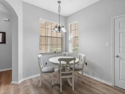 3831 Parkridge Circle Sarasota FL 34243