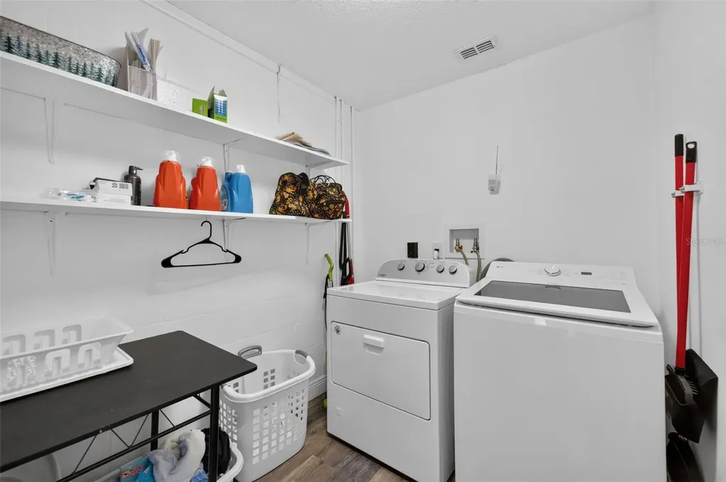 6313 Willow Oak Lane Orlando FL 32809