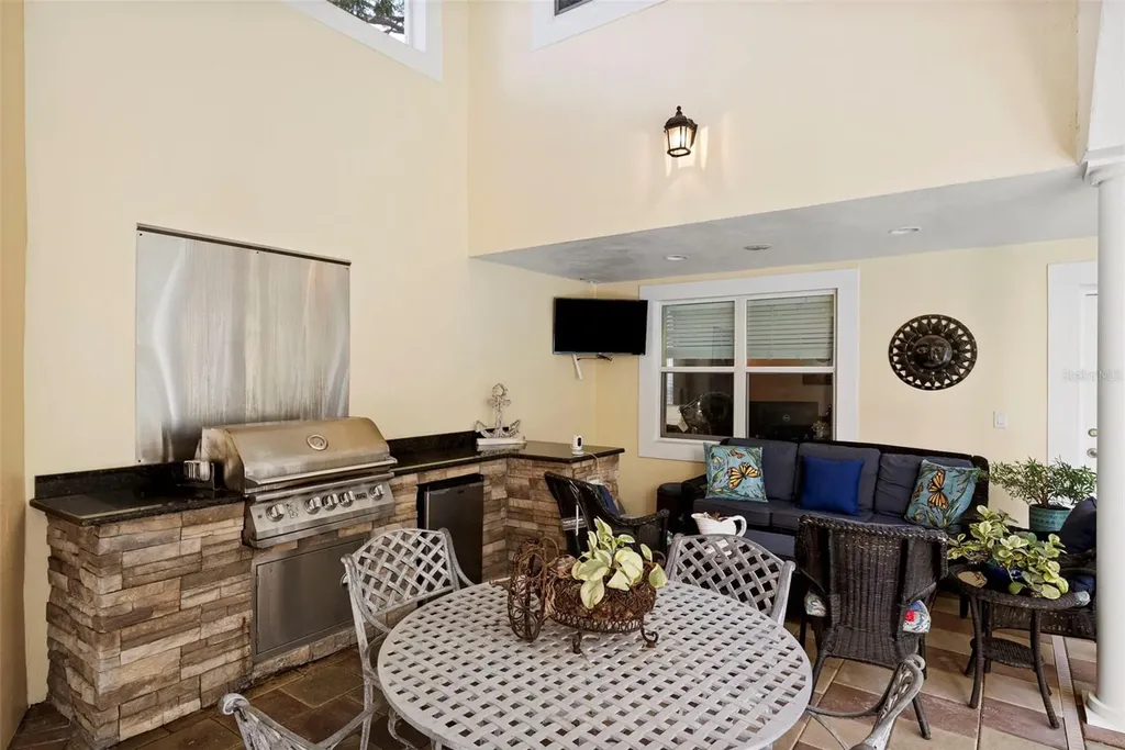 4106 W San Miguel Street Tampa FL 33629