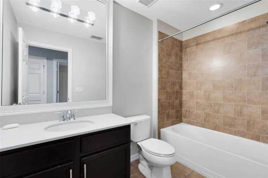 9625 Silver Buttonwood Street Orlando FL 32832