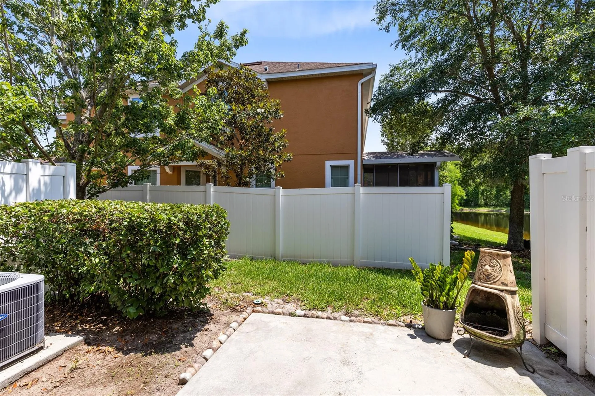 9625 Silver Buttonwood Street Orlando FL 32832