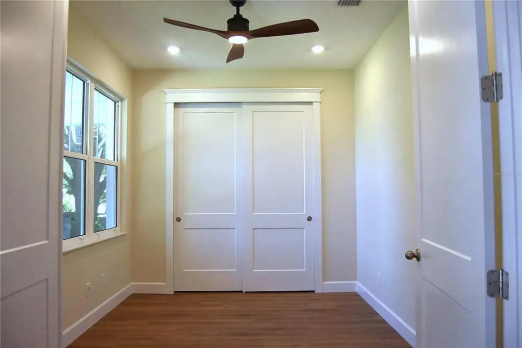 6706 Burlington Avenue St Petersburg FL 33710