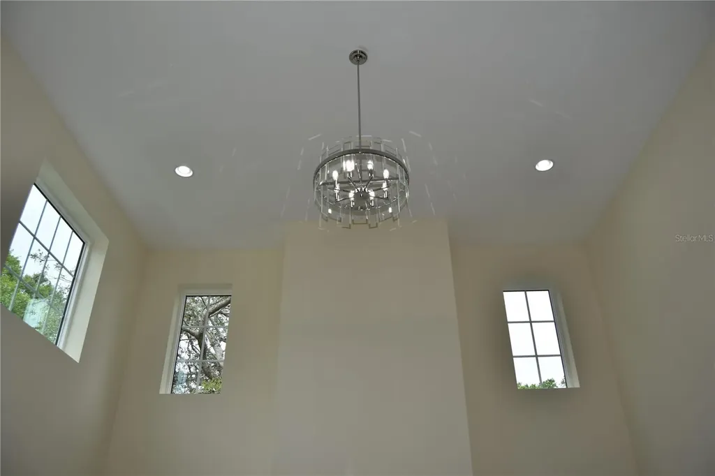 6706 Burlington Avenue St Petersburg FL 33710