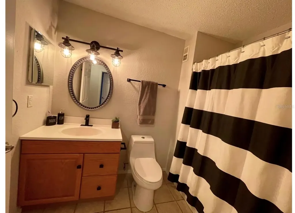 3705 SW 27th Street Gainesville FL 32608