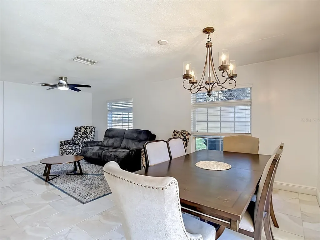5126 Rolling Hills Court Tampa FL 33617