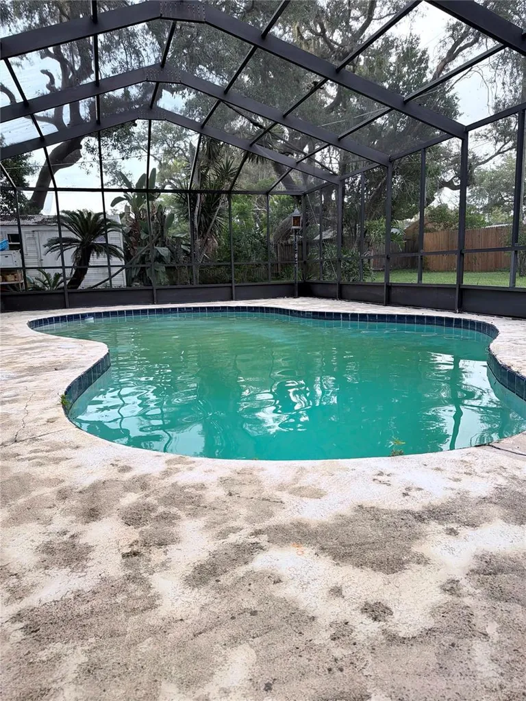 5126 Rolling Hills Court Tampa FL 33617