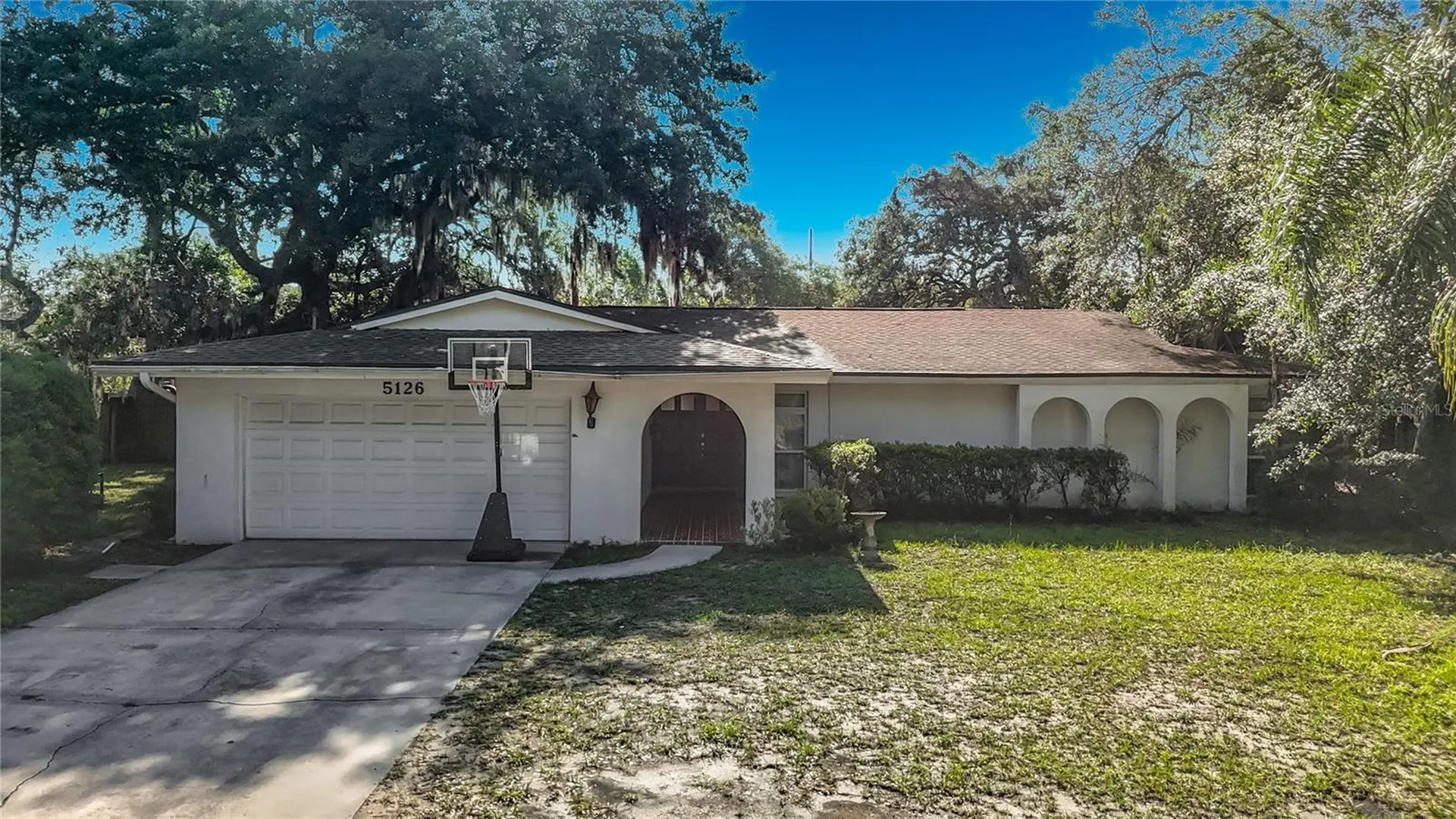 5126 Rolling Hills Court Tampa FL 33617