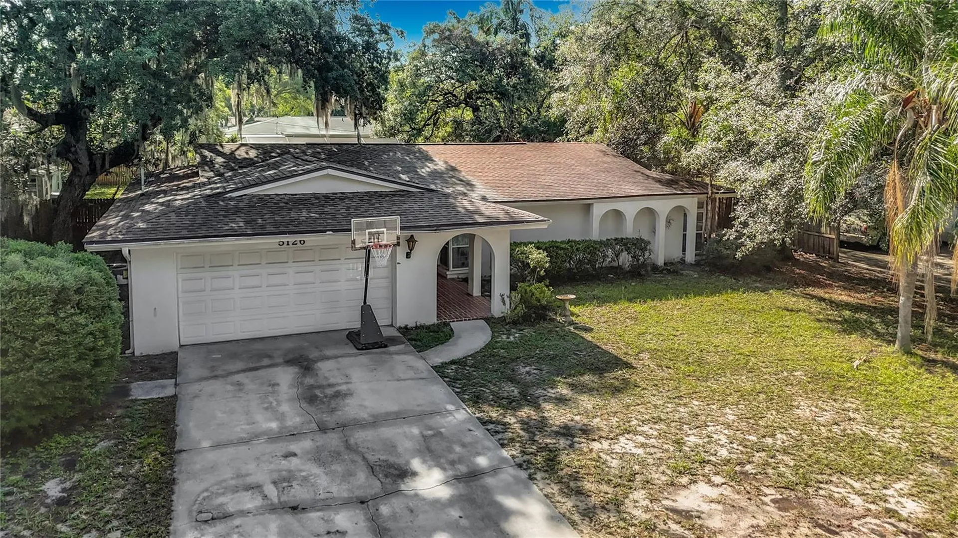 5126 Rolling Hills Court Tampa FL 33617