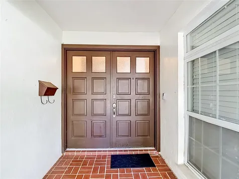 5126 Rolling Hills Court Tampa FL 33617