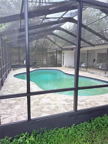 5126 Rolling Hills Court Tampa FL 33617
