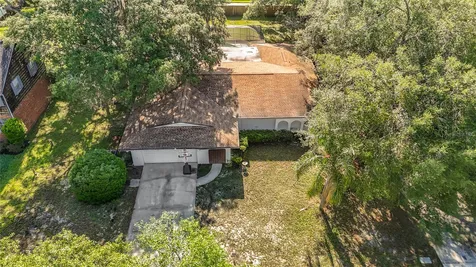5126 Rolling Hills Court Tampa FL 33617