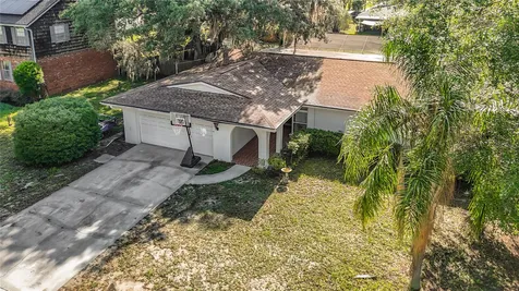 5126 Rolling Hills Court Tampa FL 33617