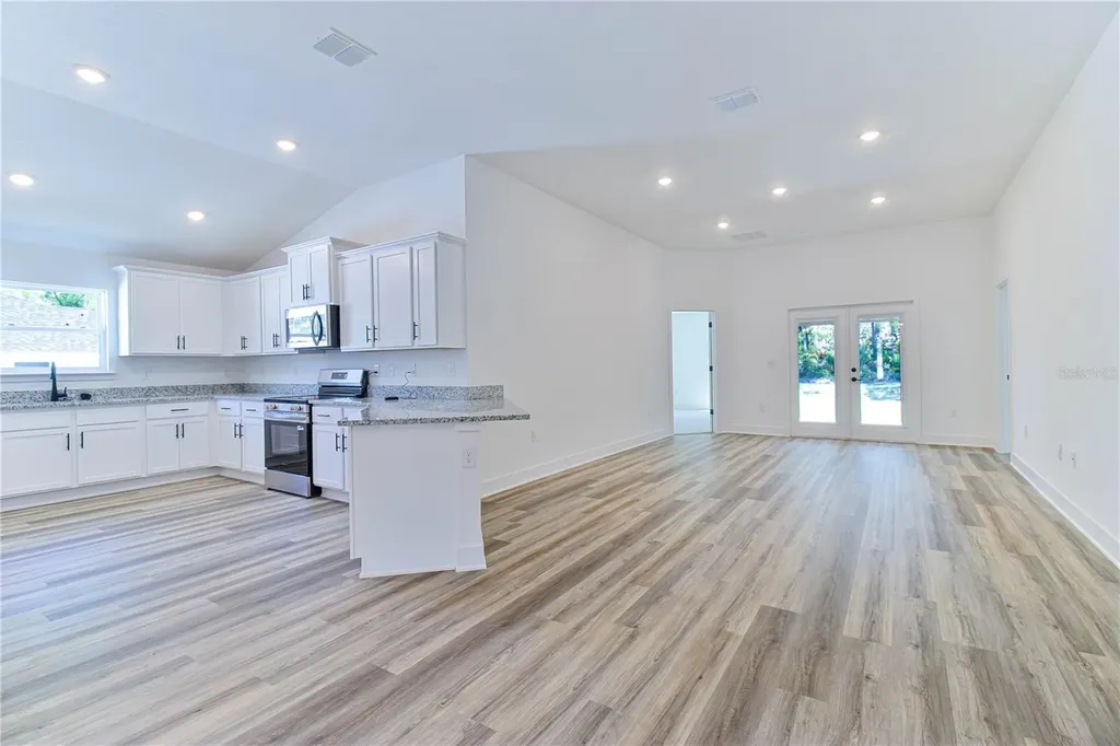 17788 NW 168th Road Alachua FL 32615