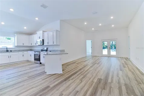 17788 NW 168th Road Alachua FL 32615