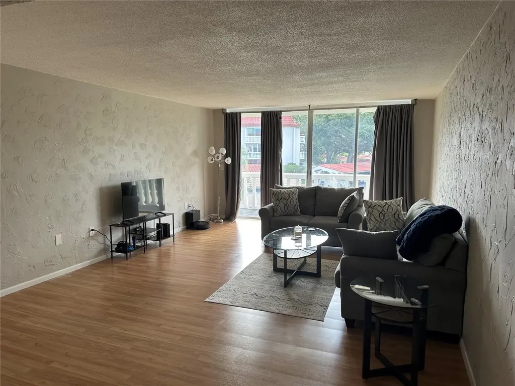 2623 Seville Boulevard Clearwater FL 33764