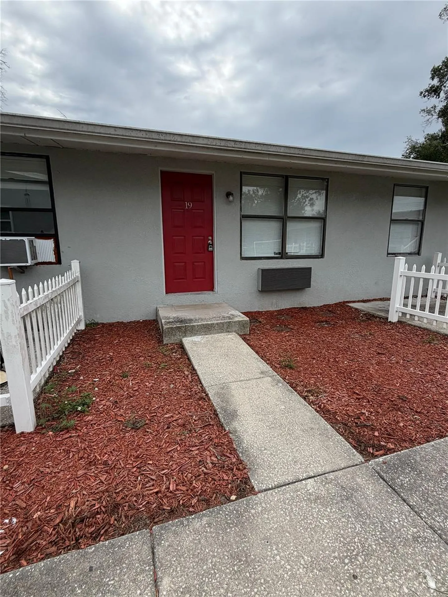 1400 Strawberry Place Plant City FL 33563