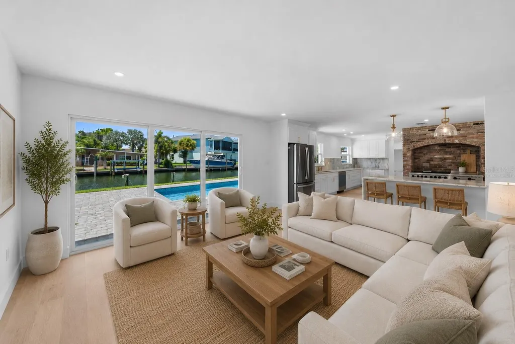 10016 Kingfisher Road E Bradenton FL 34209