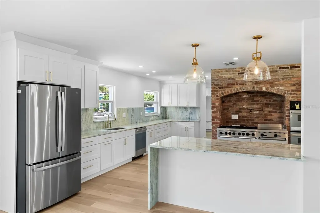 10016 Kingfisher Road E Bradenton FL 34209