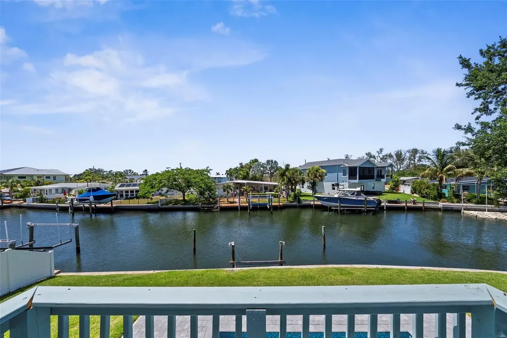 10016 Kingfisher Road E Bradenton FL 34209