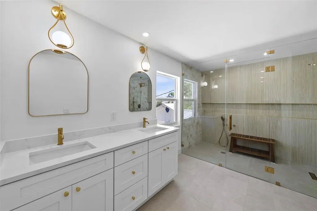 10016 Kingfisher Road E Bradenton FL 34209