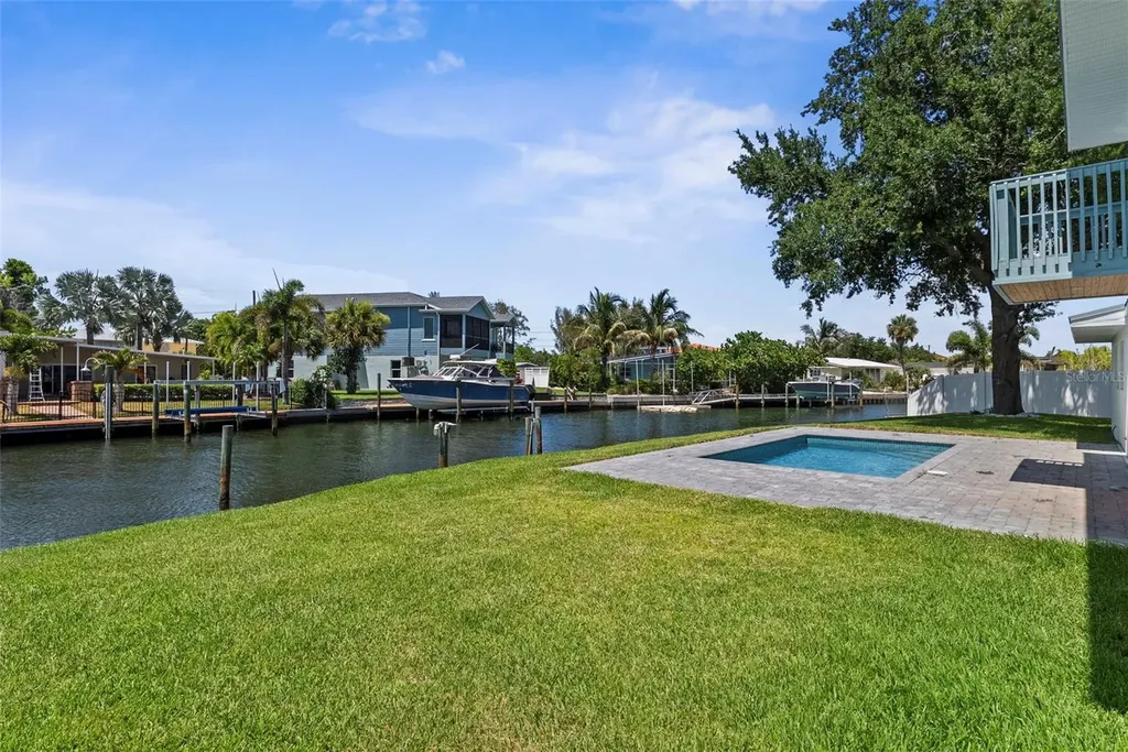 10016 Kingfisher Road E Bradenton FL 34209