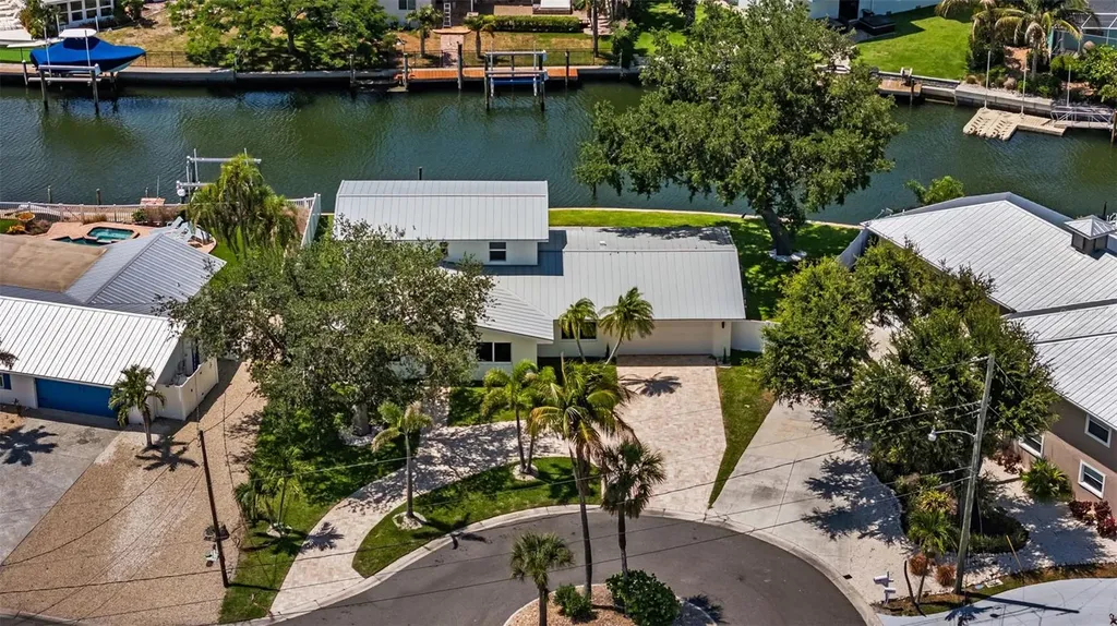 10016 Kingfisher Road E Bradenton FL 34209
