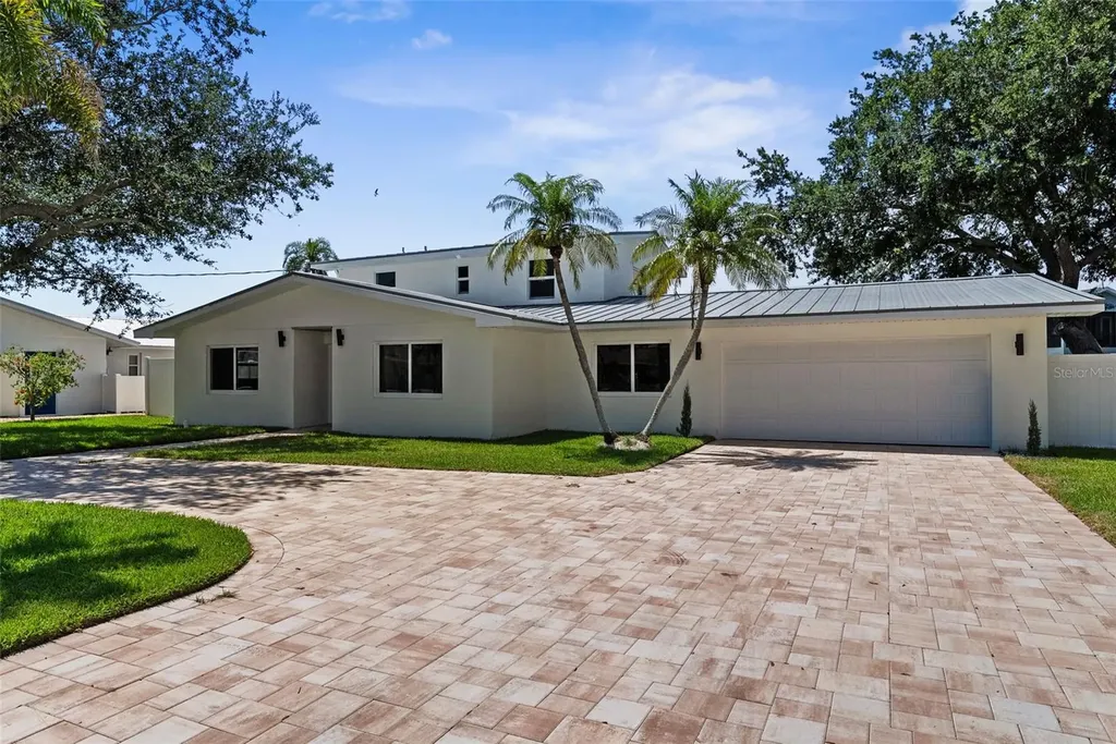 10016 Kingfisher Road E Bradenton FL 34209