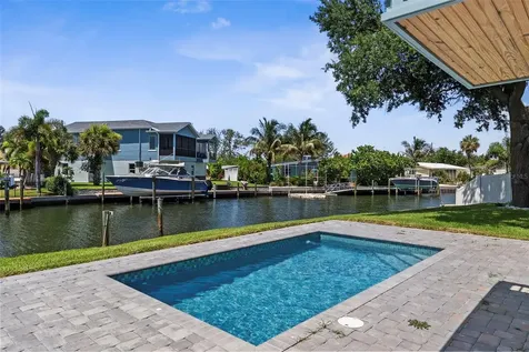 10016 Kingfisher Road E Bradenton FL 34209