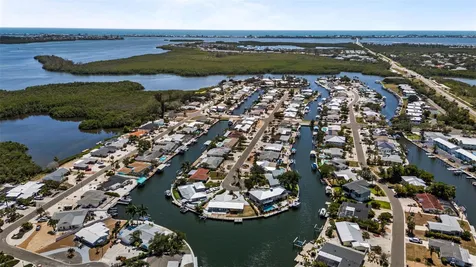10016 Kingfisher Road E Bradenton FL 34209