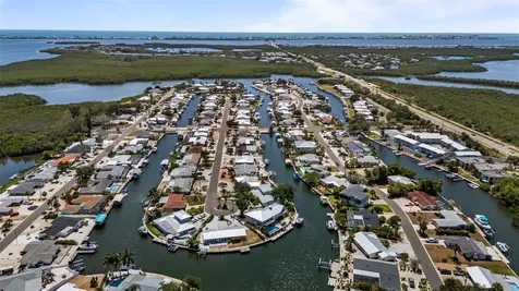 10016 Kingfisher Road E Bradenton FL 34209