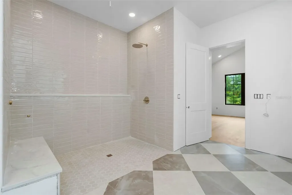 2911 W Chapin Avenue Tampa FL 33611